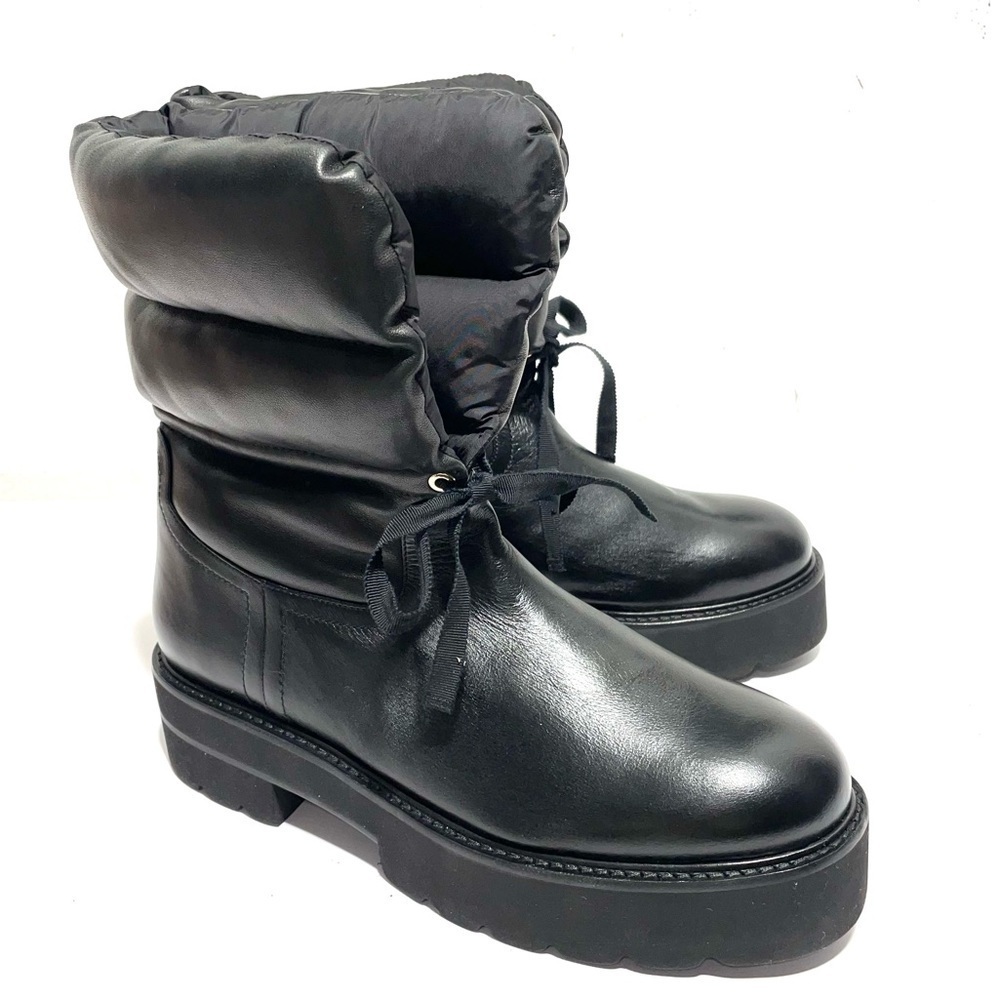 STUART WEITZMAN Tyler Ultralift Platform Bootie in Black size 11 Q121